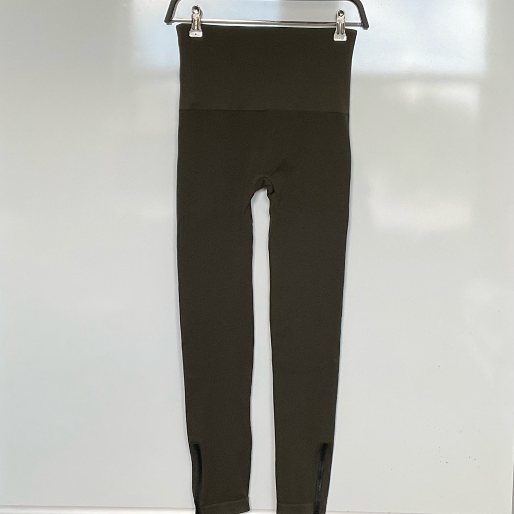 Spanx Seamless Side Zipper Leggings - Picture 3 of 6